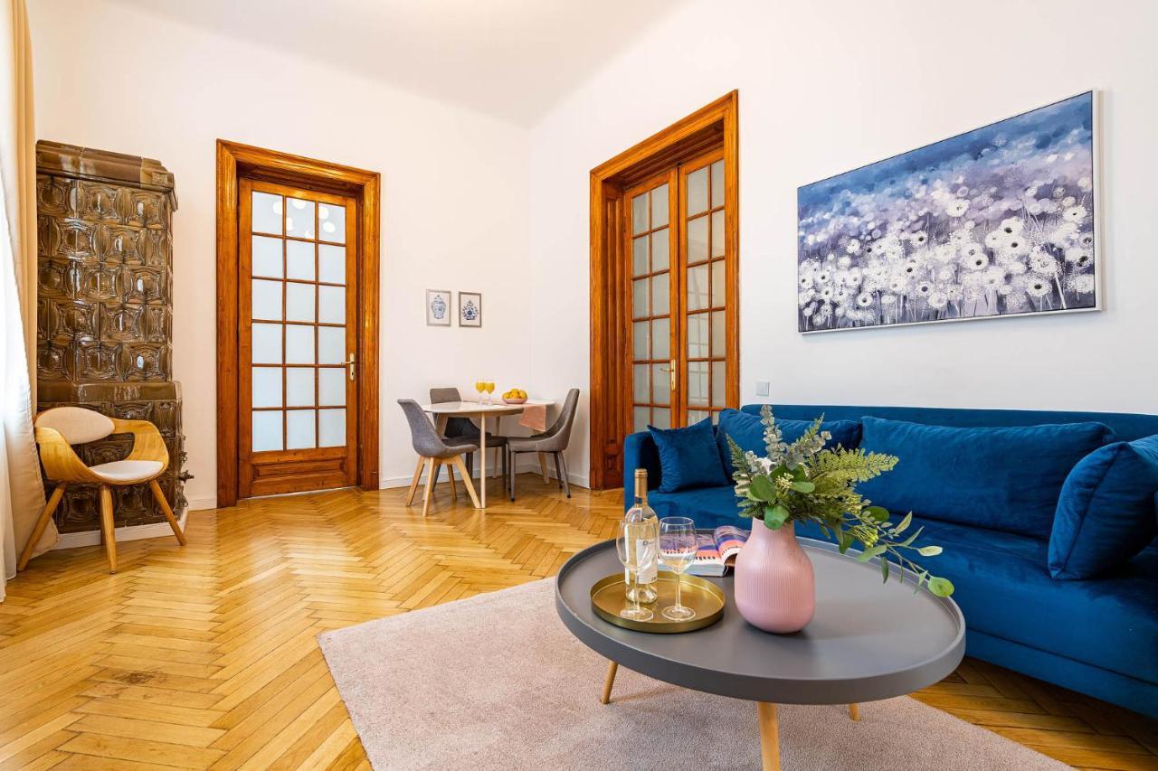 Ferienwohnung 2Br Blue Cloud In The Centre Bukarest Exterior foto