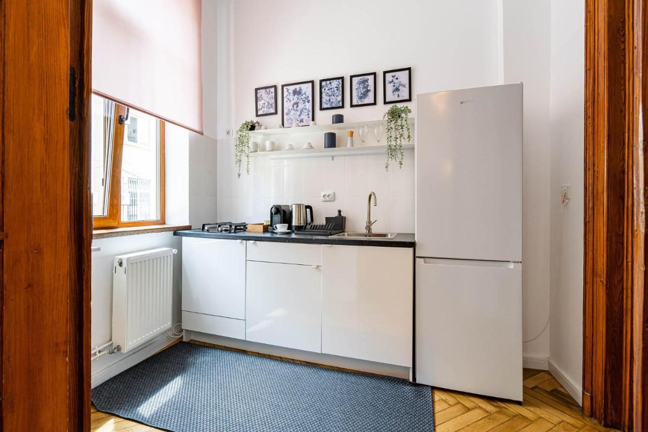 Ferienwohnung 2Br Blue Cloud In The Centre Bukarest Exterior foto